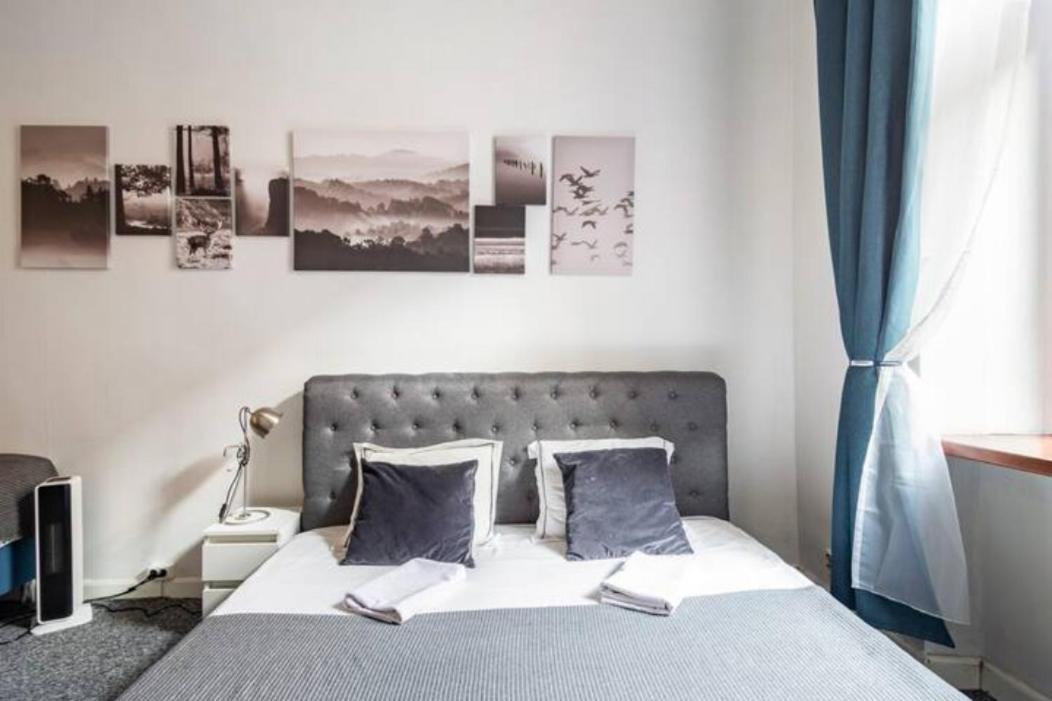 Aparthotel Hello